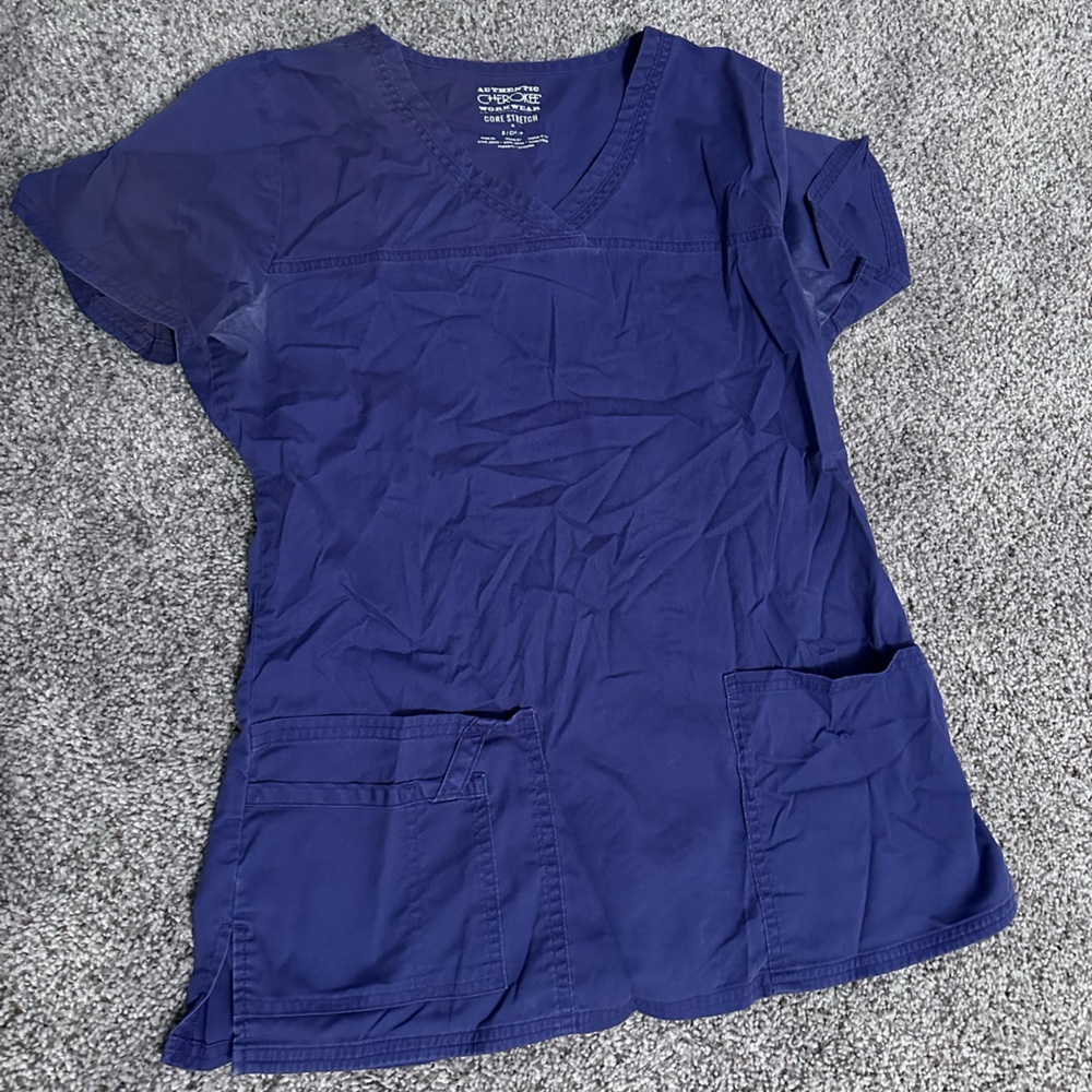 Cherokee women’s scrub top